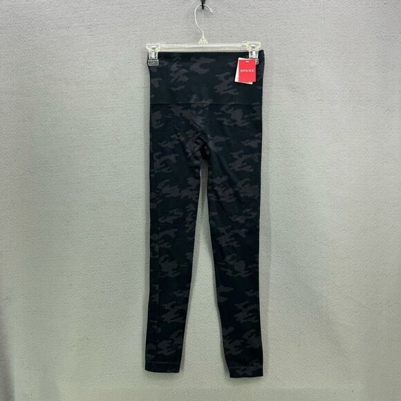 NWT Spanx Womens Black Camo Look At Me Now High Waisted Seamless Leggings Medium - Picture 3 of 6